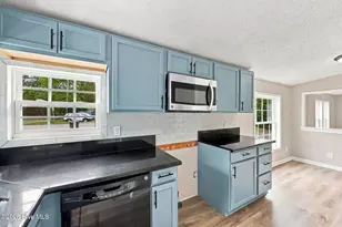 318 S Main St, Princeville, NC 27886 - Photo 8