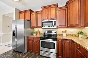 150 Lands End Ct, Morehead City, NC 28557 - Photo 10