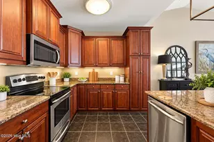150 Lands End Ct, Morehead City, NC 28557 - Photo 8
