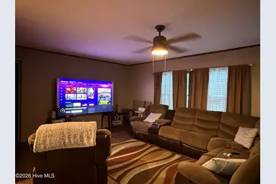 910 McCaskill Drive, Kinston, NC 28501 - Photo 2
