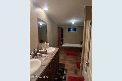 910 McCaskill Drive, Kinston, NC 28501 - Photo 16