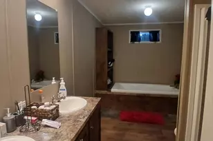 910 McCaskill Dr, Kinston, NC 28501 - Photo 16