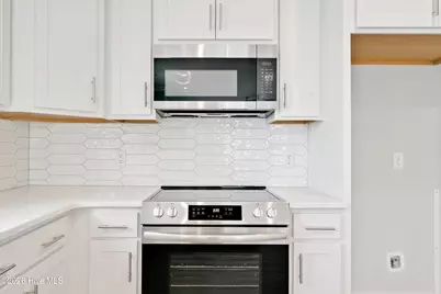 305 Birmingham Avenue #2, Carolina Beach, NC 28428 - Photo 10