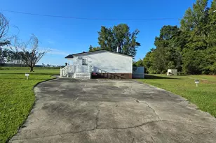 416 Grimes-Singletary Rd, Tar Heel, NC 28392 - Photo 6