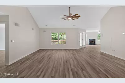 442 Ridge Road, Jacksonville, NC 28540 - Photo 4