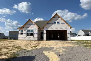 519 Midsummer St, Aberdeen, NC 28315 - Photo 2