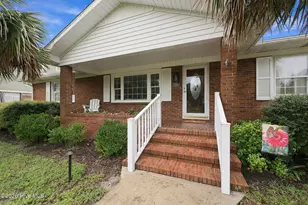 123 Willis Dr, Harkers Island, NC 28531 - Photo 2