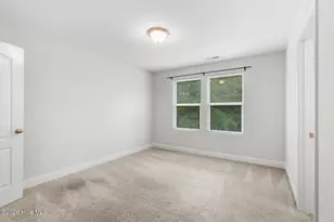 906 Courthouse Xing, Jacksonville, NC 28546 - Photo 30