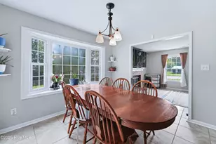 304 Pebble Ln, Jacksonville, NC 28546 - Photo 8