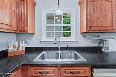 304 Pebble Lane, Jacksonville, NC 28546 - Photo 14