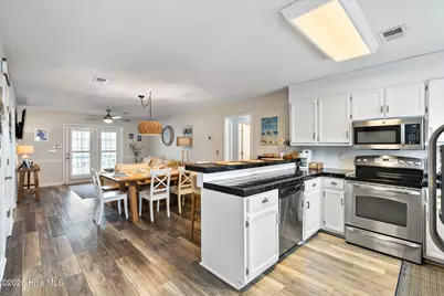 417 4th Street, Sunset Beach, NC 28468 - Photo 10