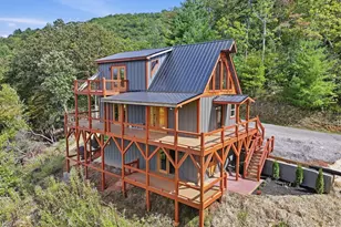 210 Fiddlers Wy, Brasstown, NC 28902 - Photo 2