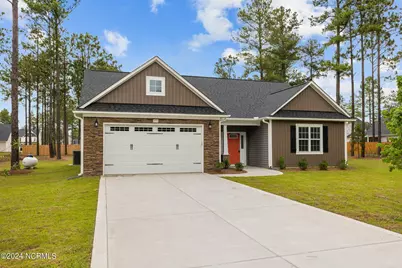 775 Winds Way, Aberdeen, NC 28315 - Photo 2