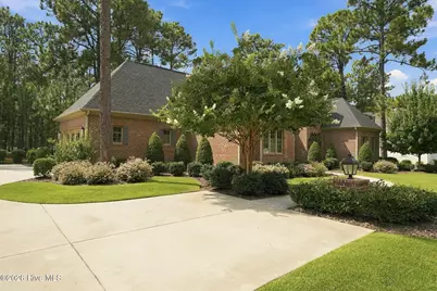 114 Chanticleer Drive, Pinehurst, NC 28374 - Photo 2