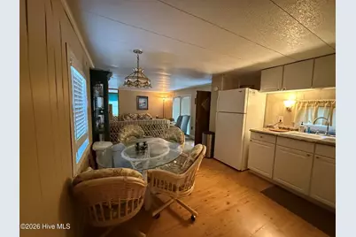 7147 Dale Avenue SW, Ocean Isle Beach, NC 28469 - Photo 8