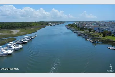 7147 Dale Avenue SW, Ocean Isle Beach, NC 28469 - Photo 14