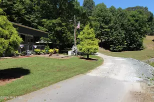 31 Pear Ln, Murphy, NC 28906 - Photo 16