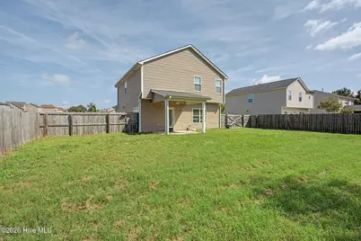 2529 Spinnaker Drive, Hope Mills, NC 28348 - Photo 4