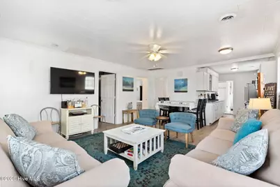 805 Carolina Beach Avenue N, Carolina Beach, NC 28428 - Photo 12