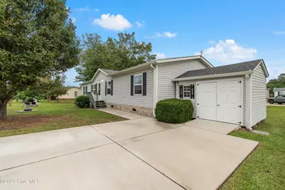 1109 Nautical Lane SW, Calabash, NC 28467 - Photo 2