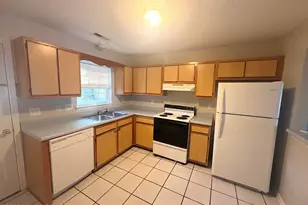 1100 Pueblo Dr, Jacksonville, NC 28546 - Photo 4