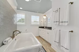 122 Front St, Beaufort, NC 28516 - Photo 36