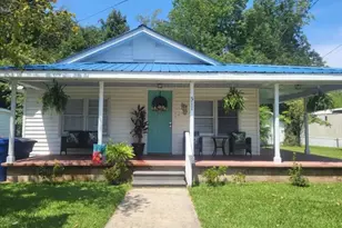 511 S Shore Dr, Jacksonville, NC 28540 - Photo 1