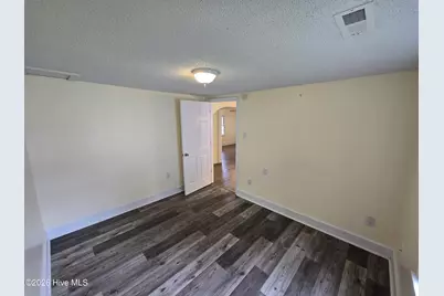 511 S Shore Drive, Jacksonville, NC 28540 - Photo 12