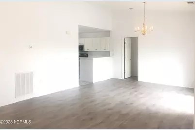 4122 Breezewood Drive #Apt 202, Wilmington, NC 28412 - Photo 6