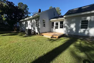 303 Dallas Ave, Lake Waccamaw, NC 28450 - Photo 26