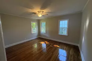 303 Dallas Ave, Lake Waccamaw, NC 28450 - Photo 14