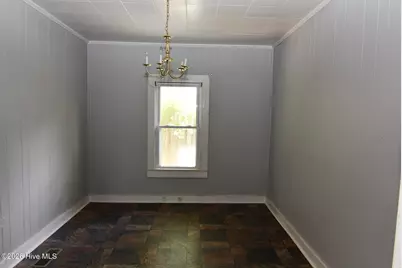 114 S Gillespie Street, Elizabethtown, NC 28337 - Photo 10