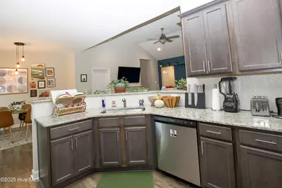 1385 Whitney Drive, Aberdeen, NC 28315 - Photo 26