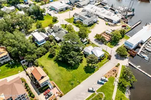 516 S Water St, Oriental, NC 28571 - Photo 12