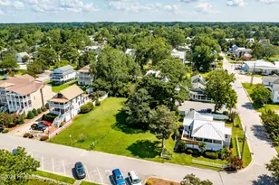 516 S Water St, Oriental, NC 28571 - Photo 4