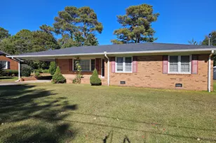 124 Kimberly Dr, Clinton, NC 28328 - Photo 1