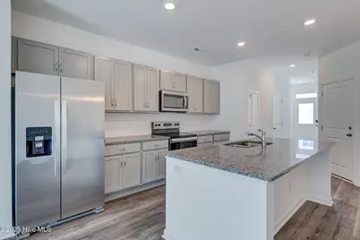 7110 Fisk Drive NE, Leland, NC 28451 - Photo 6