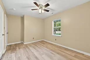 262 S Creek Dr, Jacksonville, NC 28540 - Photo 4