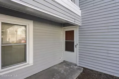 122 W Victoria Court #C, Greenville, NC 27834 - Photo 6