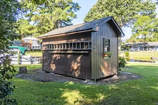 2128 Rivershore Rd, Elizabeth City, NC 27909 - Photo 46