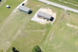 11621 Straight Gate Rd, Whitakers, NC 27891 - Photo 36