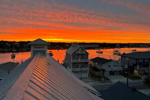 910 Canal Dr, Carolina Beach, NC 28428 - Photo 48