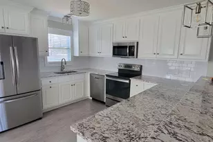 3924 Pensacola Dr, Greenville, NC 27834 - Photo 4
