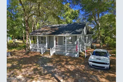 114 NW 23rd Street, Oak Island, NC 28465 - Photo 2
