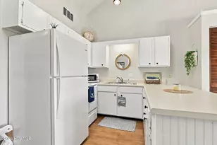 9201 Coast Guard Rd, Emerald Isle, NC 28594 - Photo 8