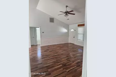 110 Midyette Avenue, New Bern, NC 28560 - Photo 4
