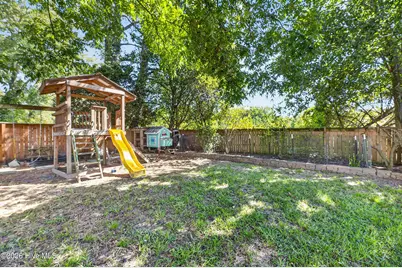 3611 Dickinson Avenue, Greenville, NC 27834 - Photo 32