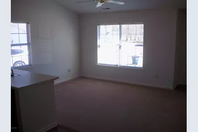 409 Somerset Cove, Jacksonville, NC 28546 - Photo 2