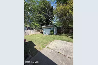 1695 Cumberland Place, Greenville, NC 27858 - Photo 14