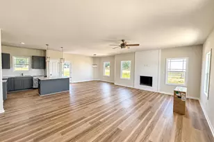 105 Dees Mdw Ln, Fremont, NC 27830 - Photo 4